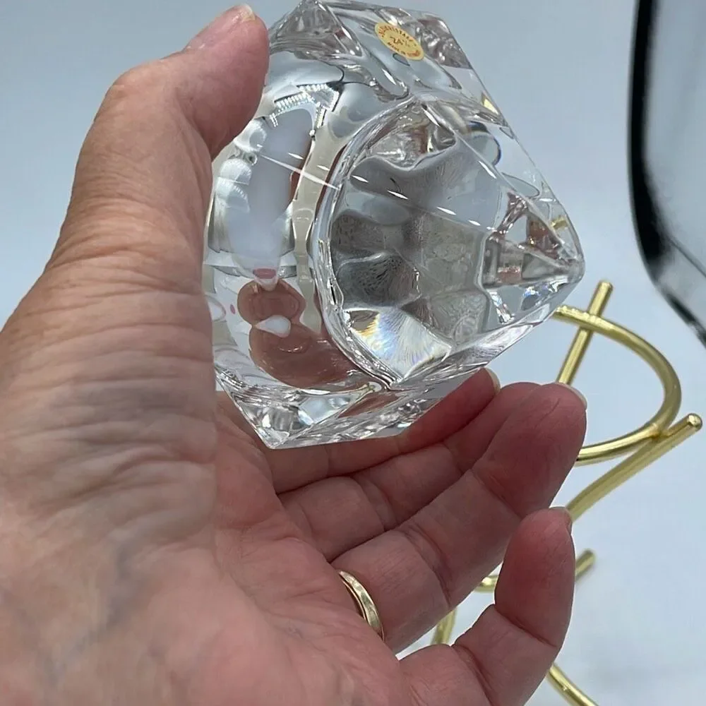 Bleikrisrall 24% lead crystal diamond shaped tea candle holder.